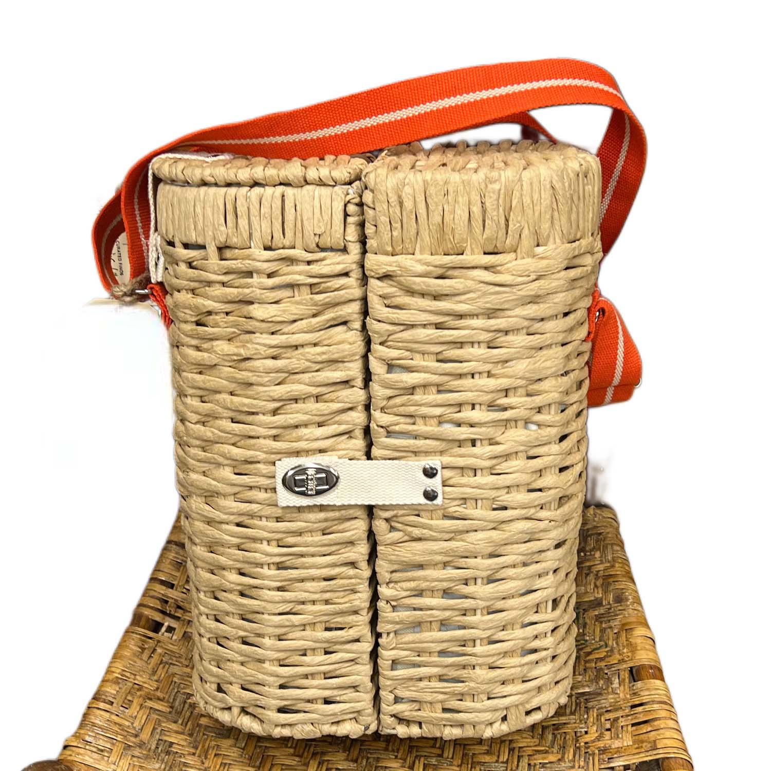 Vintage Wicker Picnic Basket, gypsyhousedesign.com